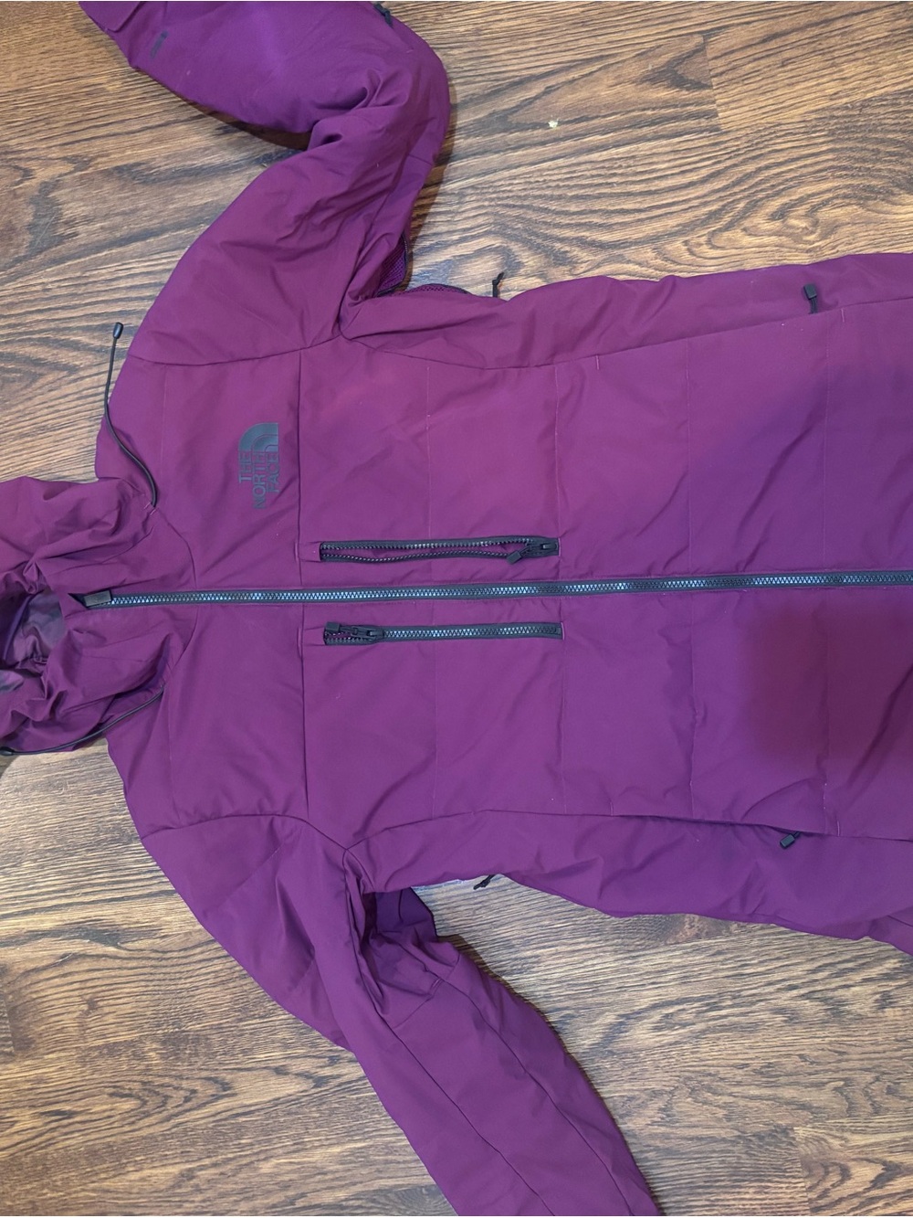 The North Face Women's Hooded Insulated Puffer Jacket - Plum